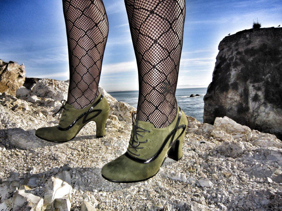 Everyday Fluevogs | April 21, 2012