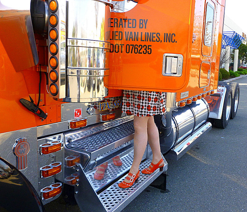 Everyday Fluevogs | June 2, 2012