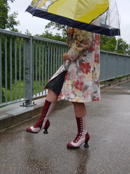 Everyday Fluevogs | October 28, 2010