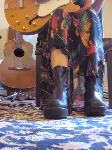 Everyday Fluevogs | November 21, 2010