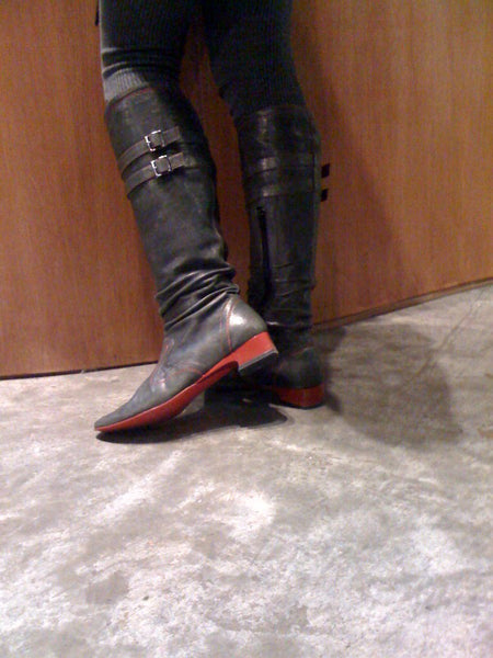 Everyday Fluevog | November 25, 2009