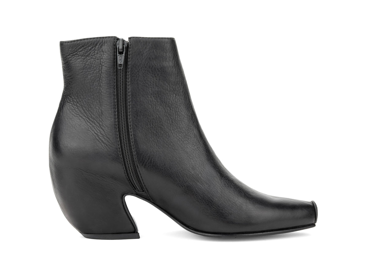 Precision - Black