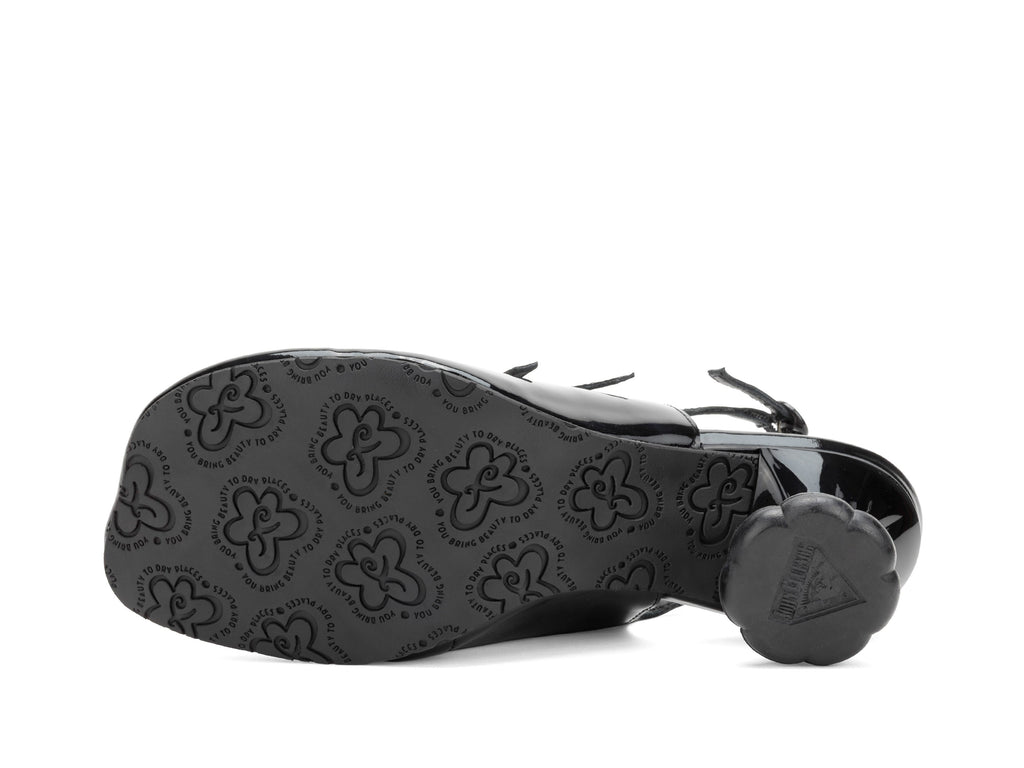 black - Sole View