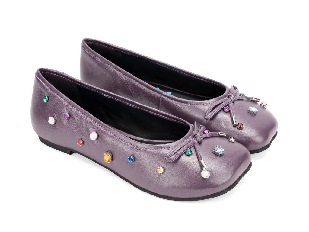 plum - Quarter View