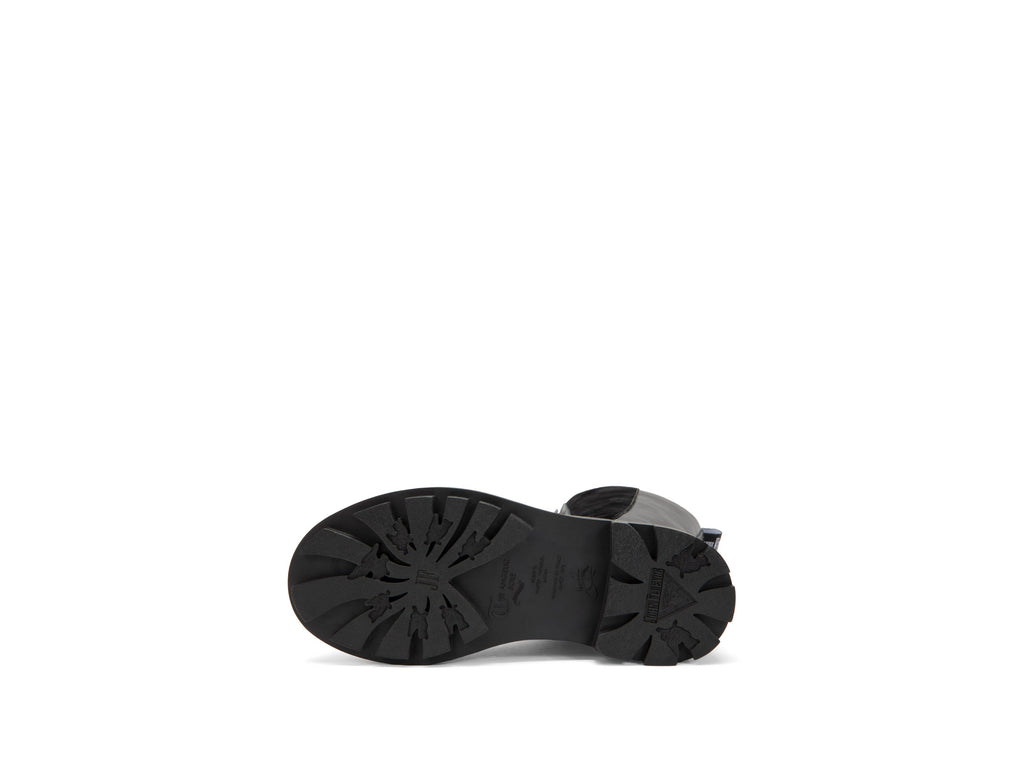 black - Sole View