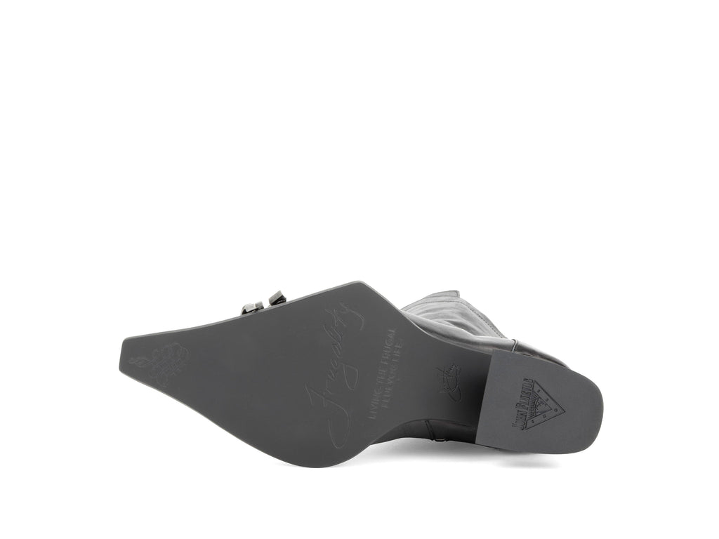 black - Sole View
