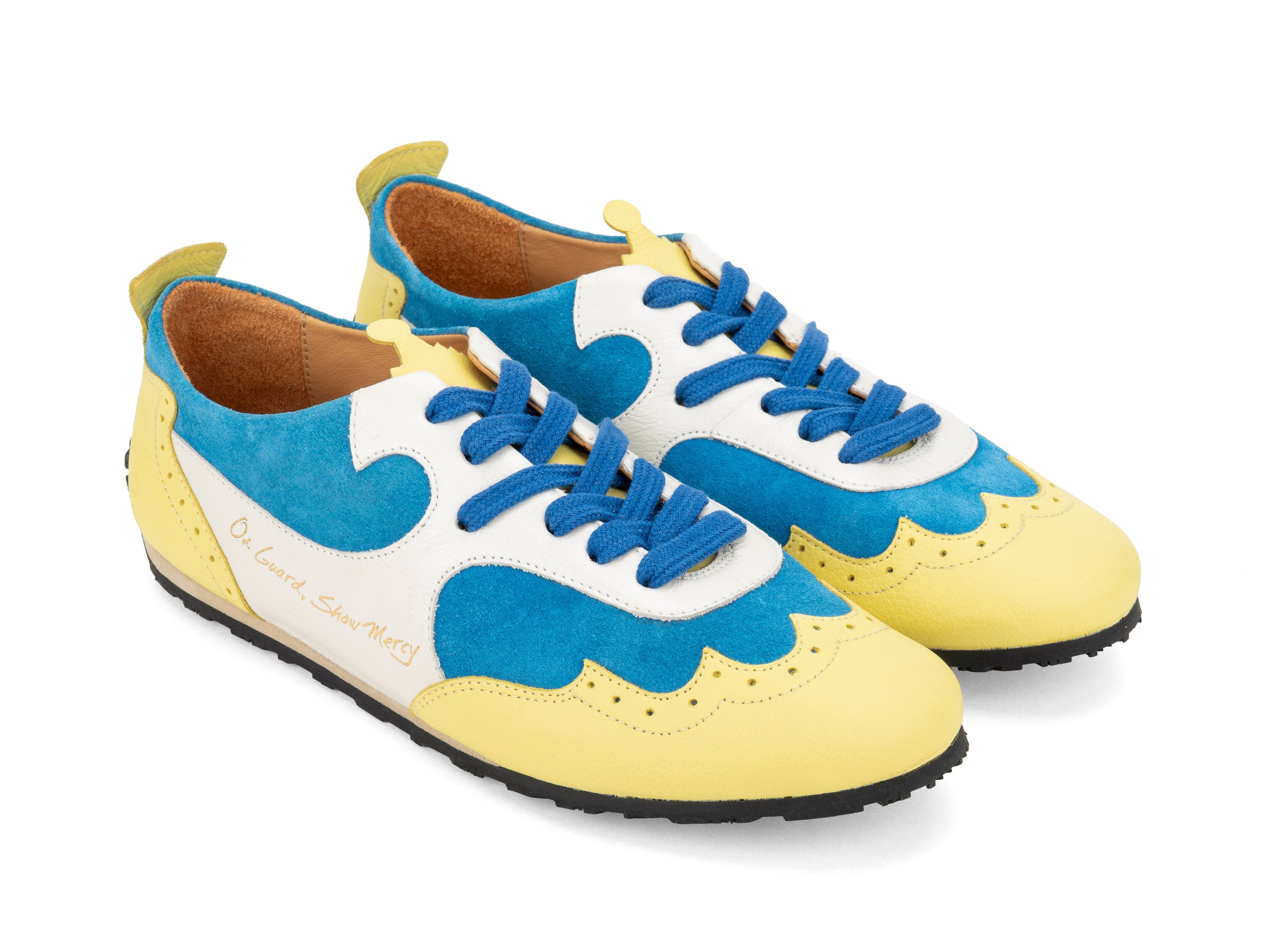 white,yellow,blue - Quarter View