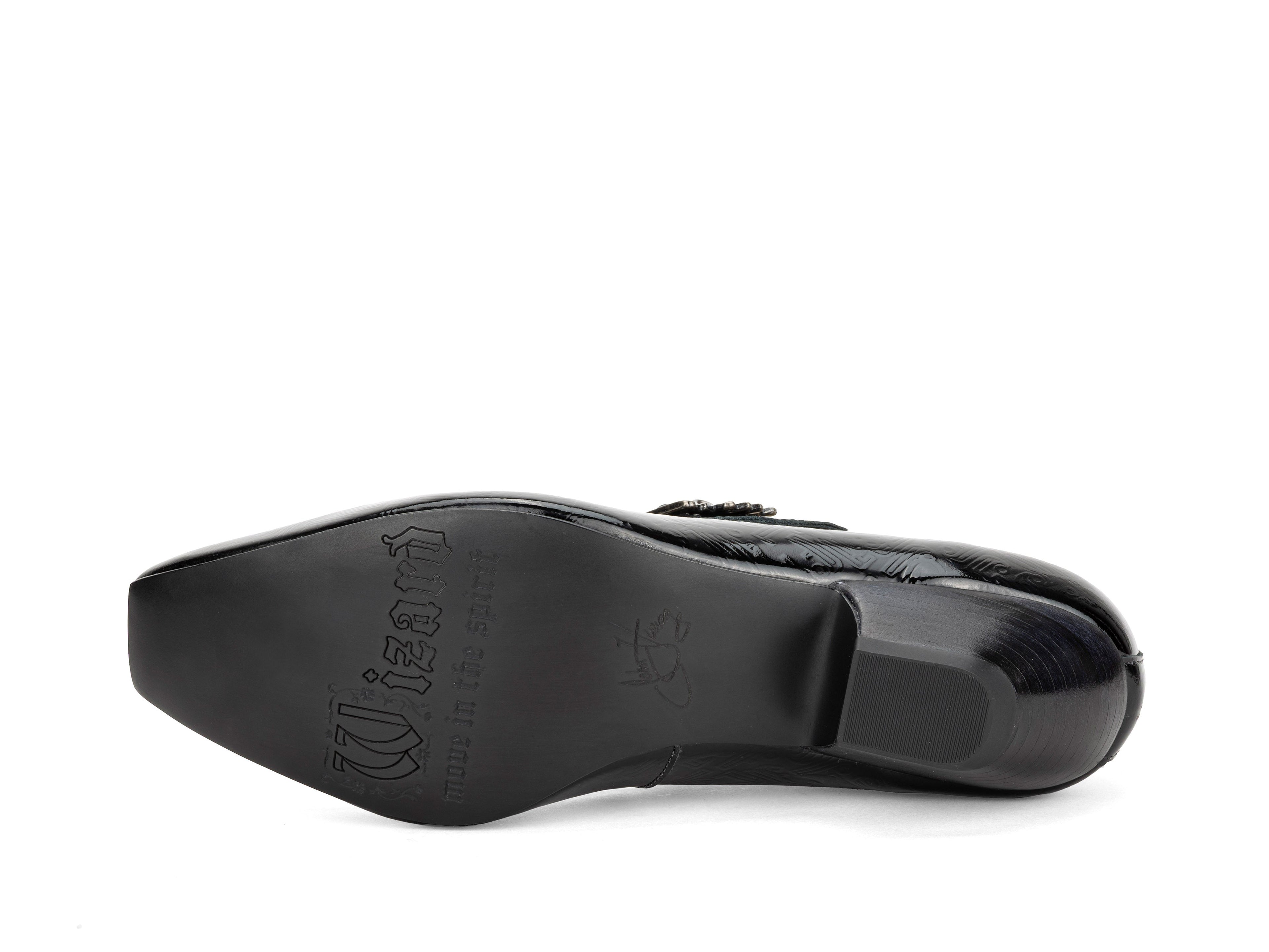black - Sole View