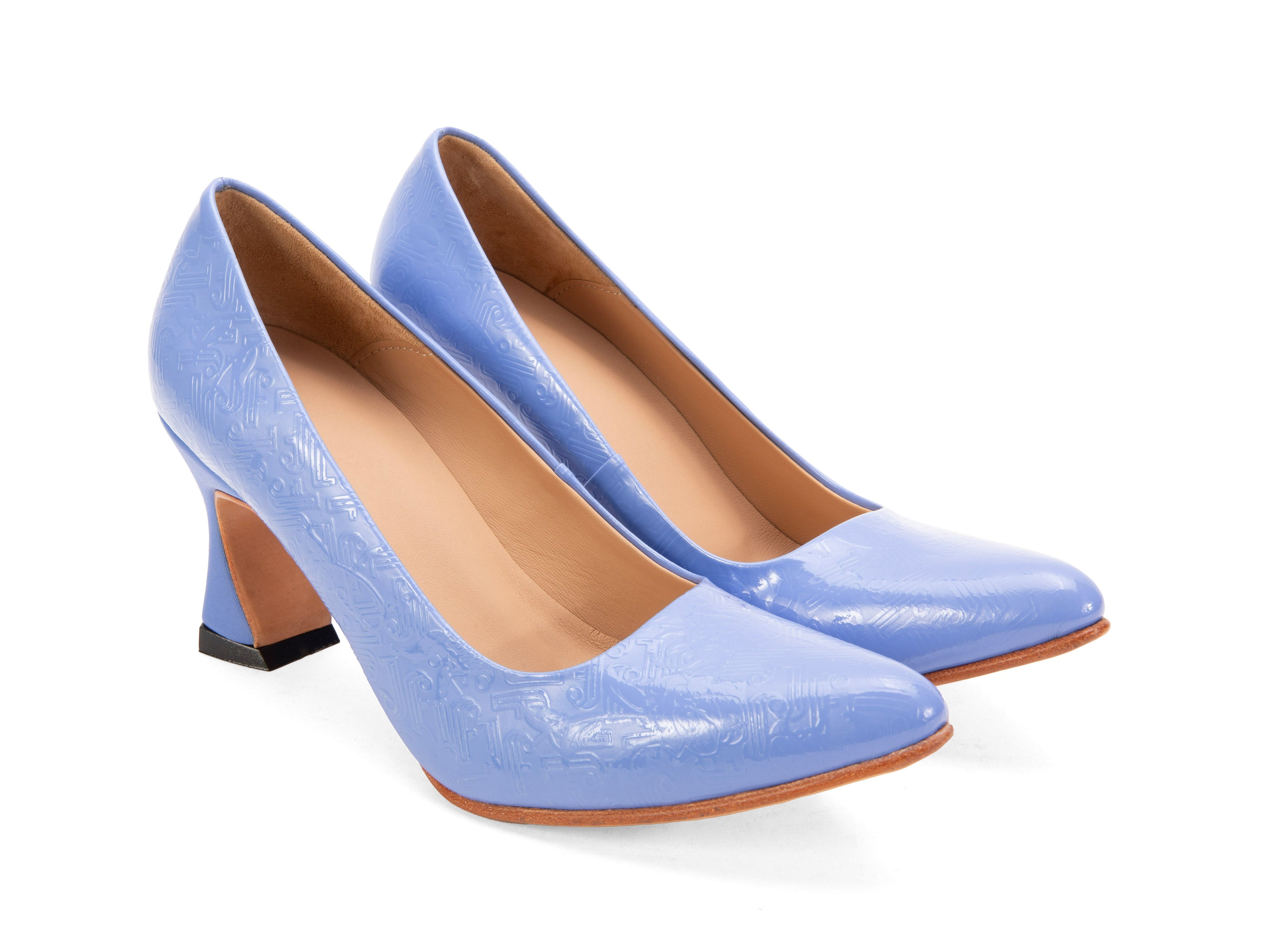 blue_emboss - Quarter View