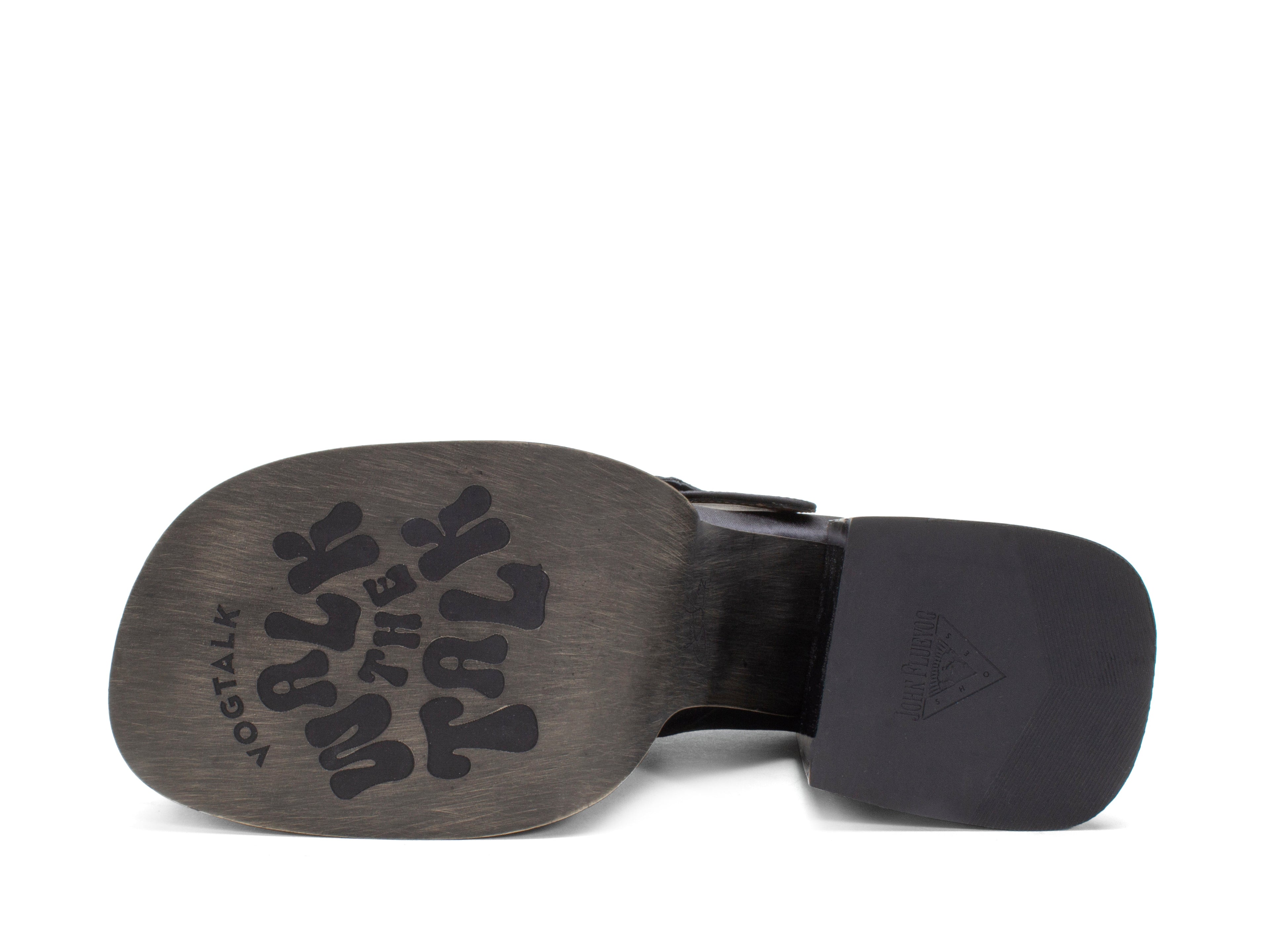 black_satin - Sole