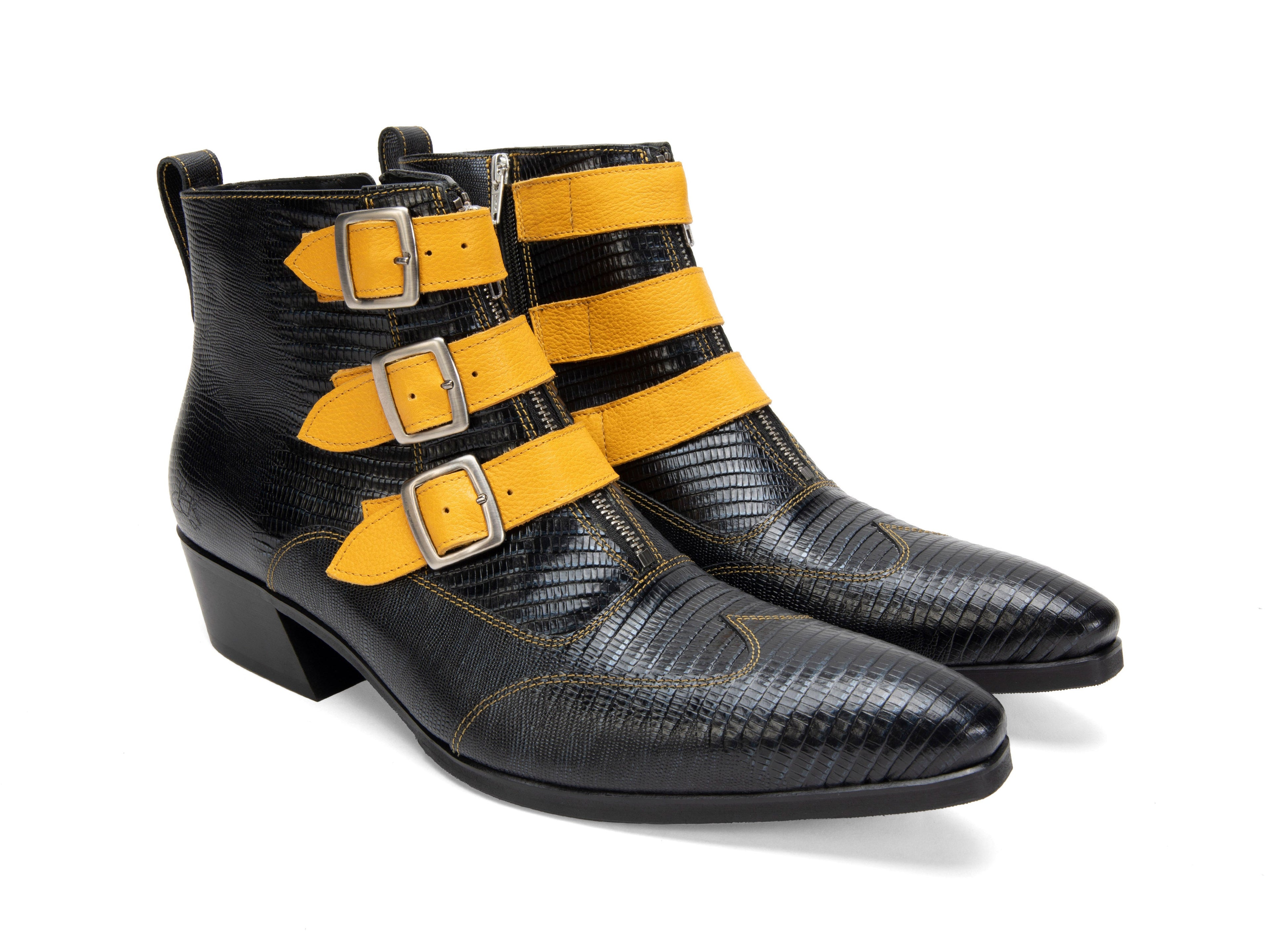 black_yellow - Quarter View