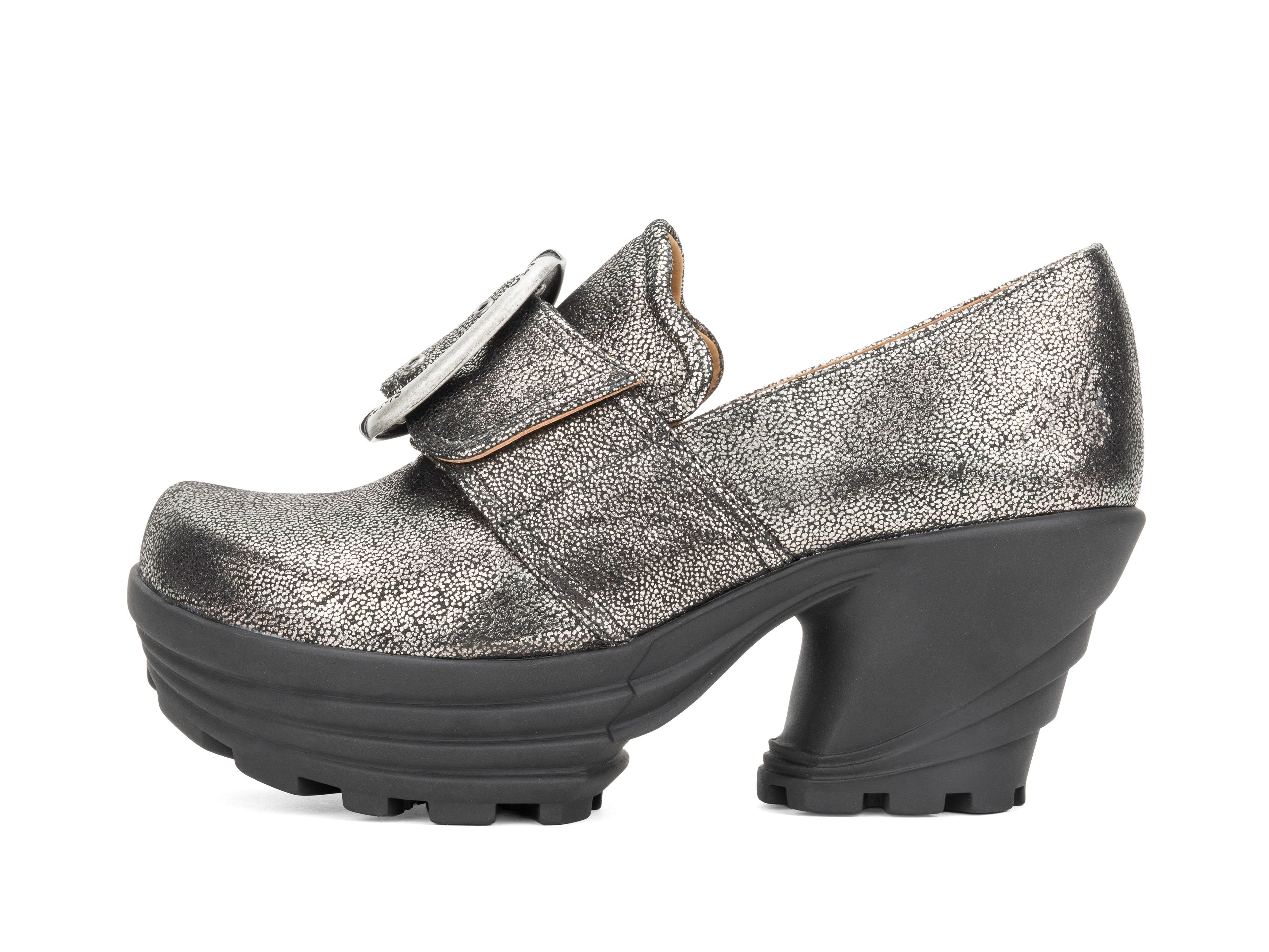 grey - Profile Outside