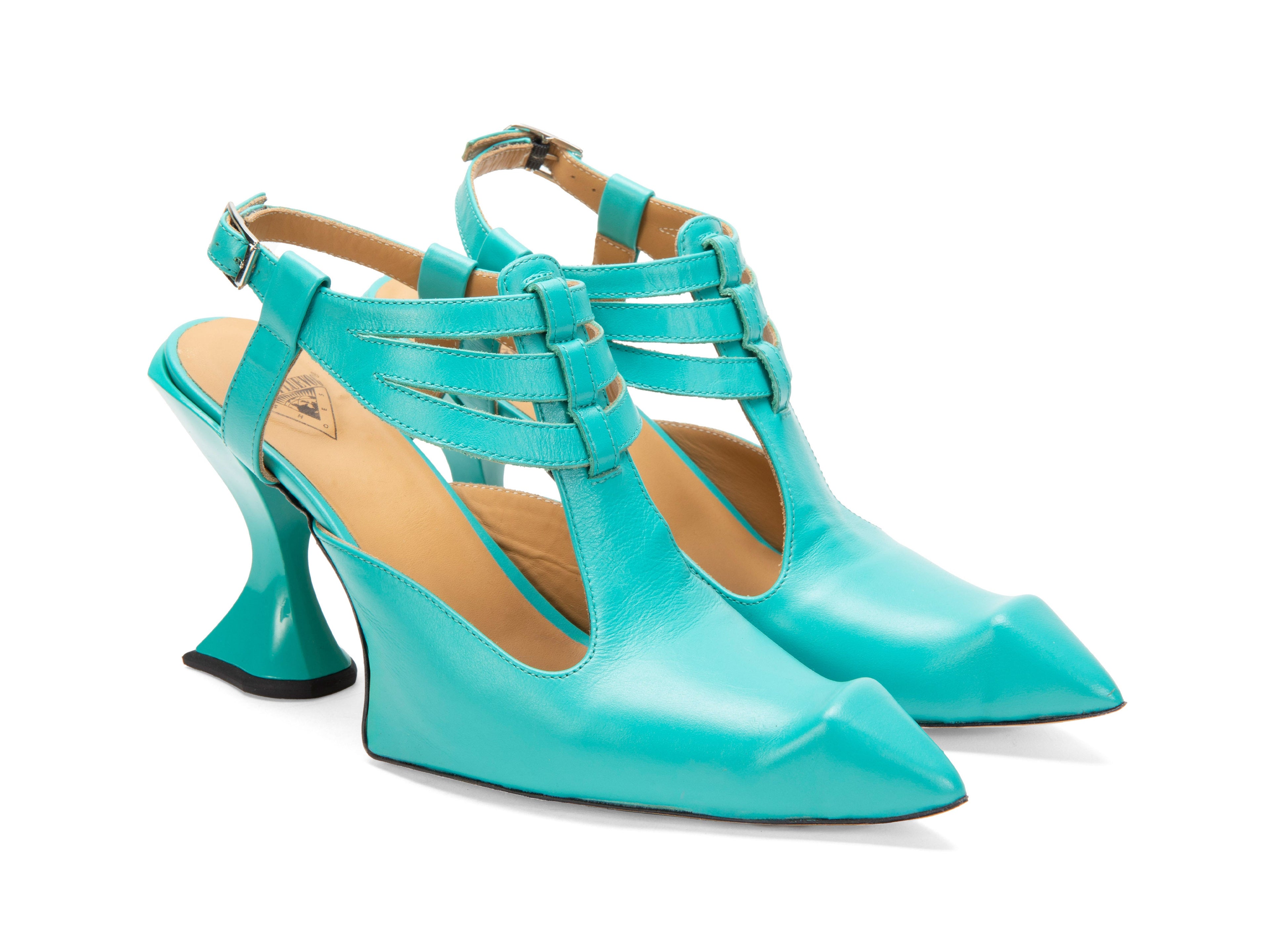 turquoise - Quarter View
