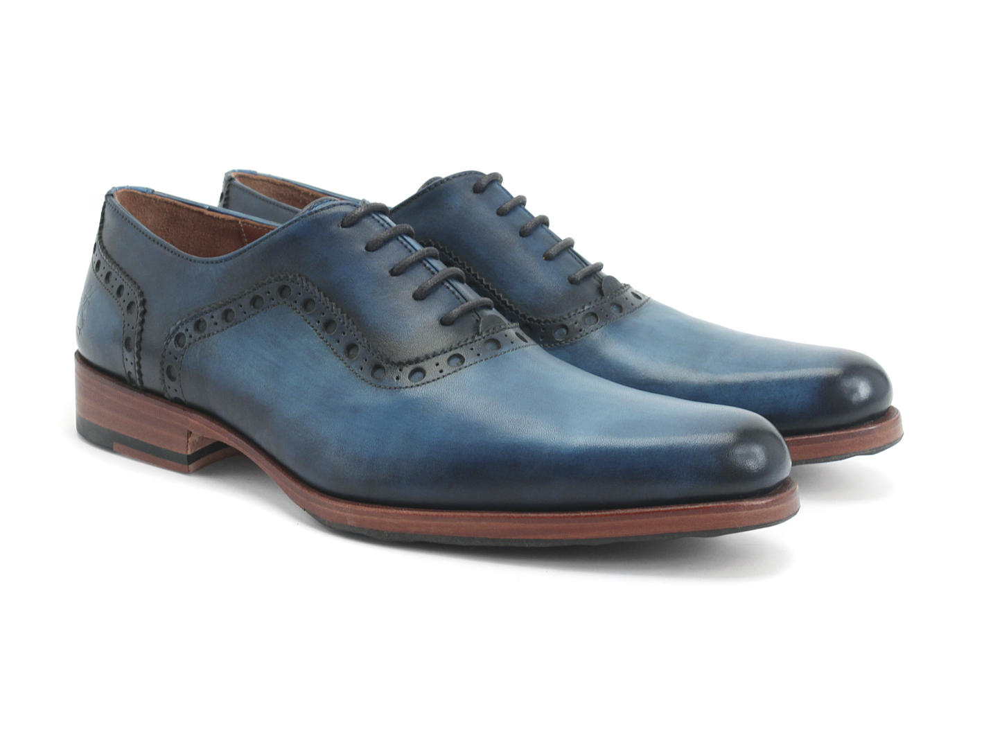 837 Granville Bleu Richelieu brogue en cuir: Quarter view
