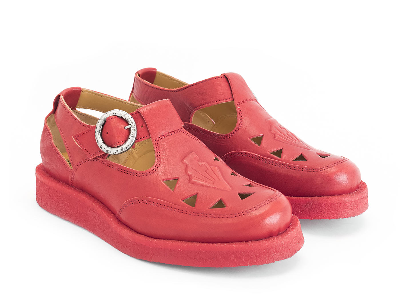 Algoma Red Fisherman sandal with crepe: Quarter view