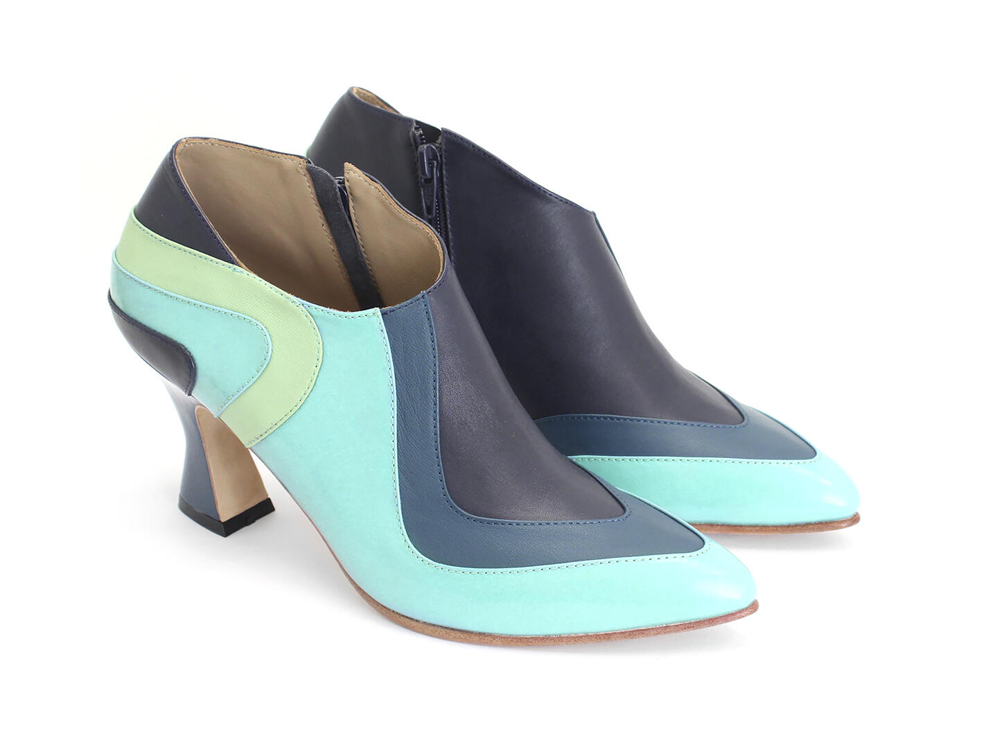Amadeus Blue/Green Layered leather shoe: Quarter view