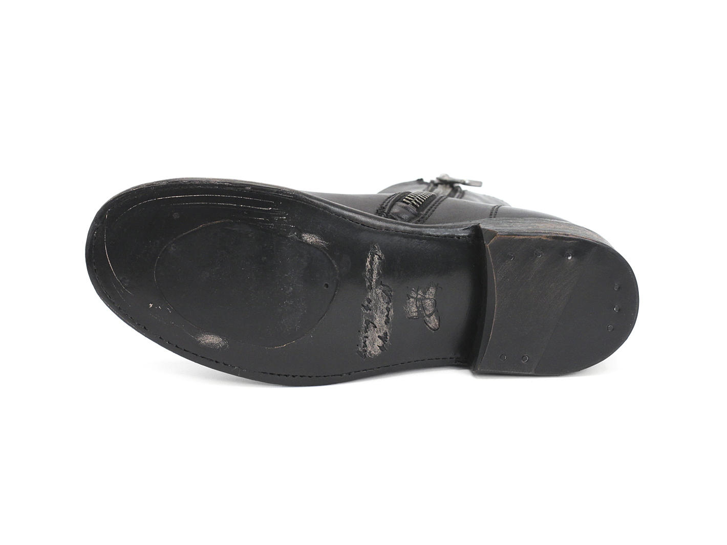 Anton Black: Sole