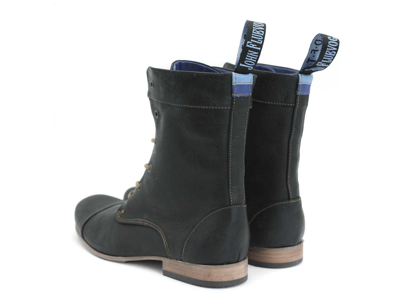 BBC: Hommes Noir Classic Lace-Up Boots