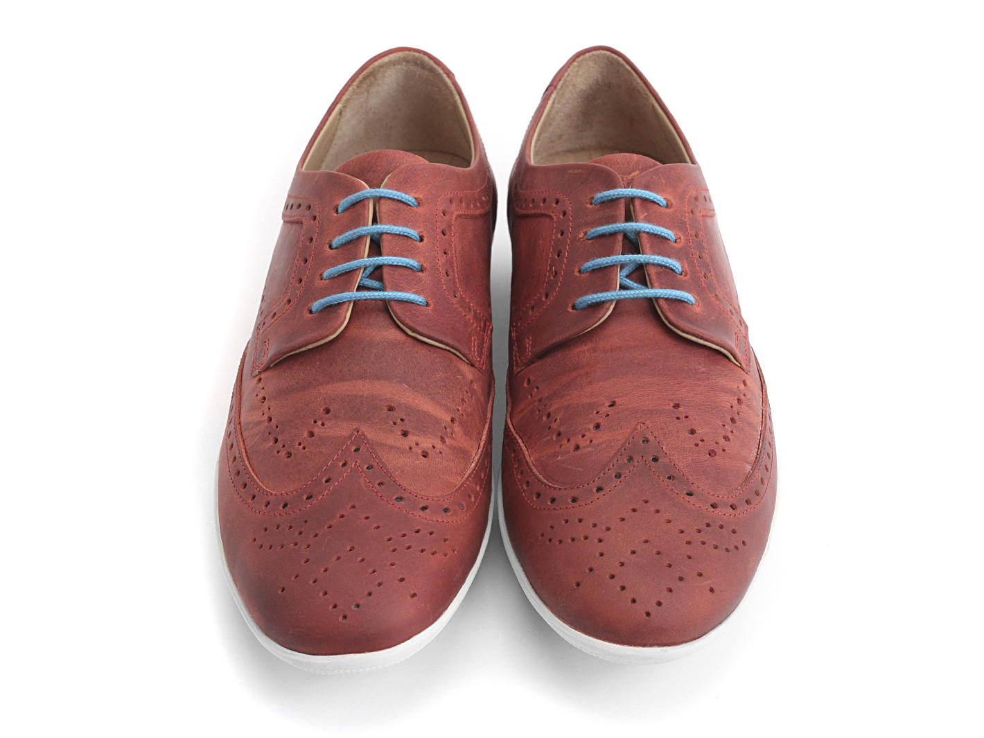 BLQ Red Lace-Up Brogue Shoe: Front