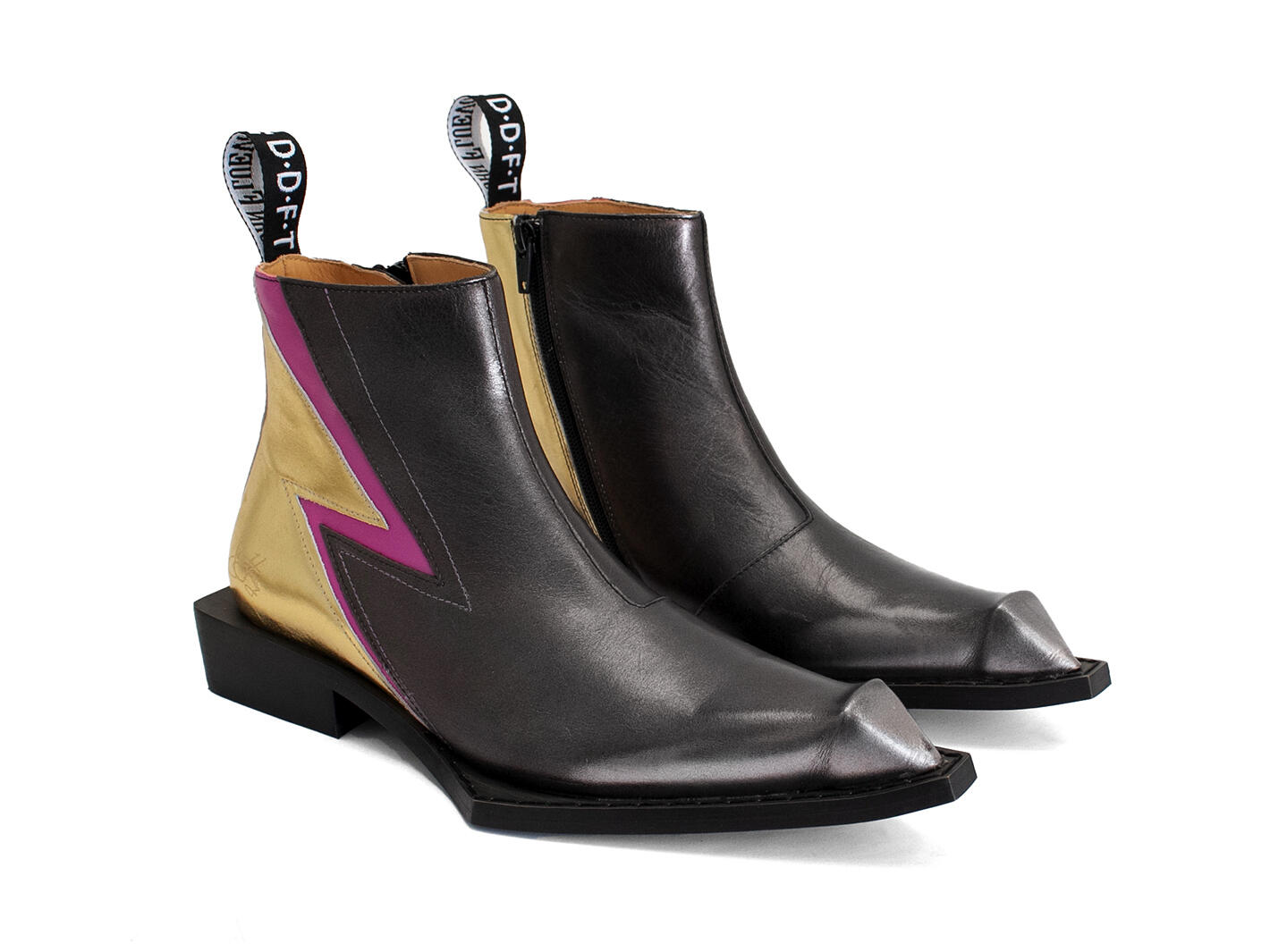 Bowie Black/Gold Bottillon Swordfish: Quarter view