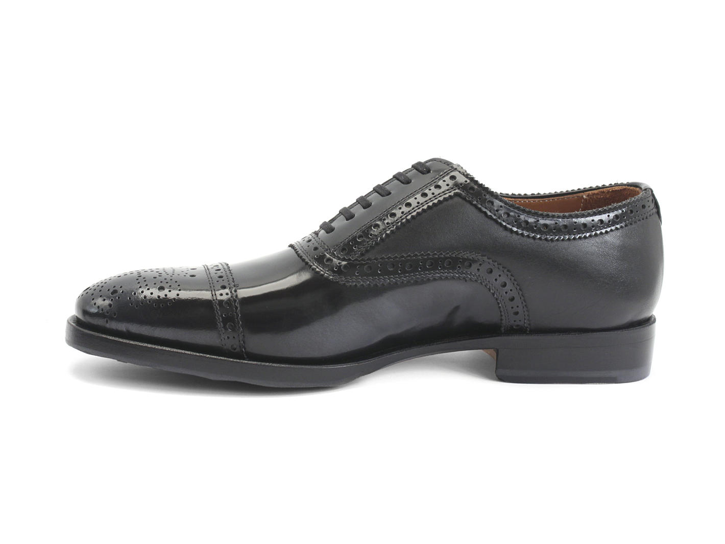Brandenburg Noir Richelieu à bout golf classique: Profile inside