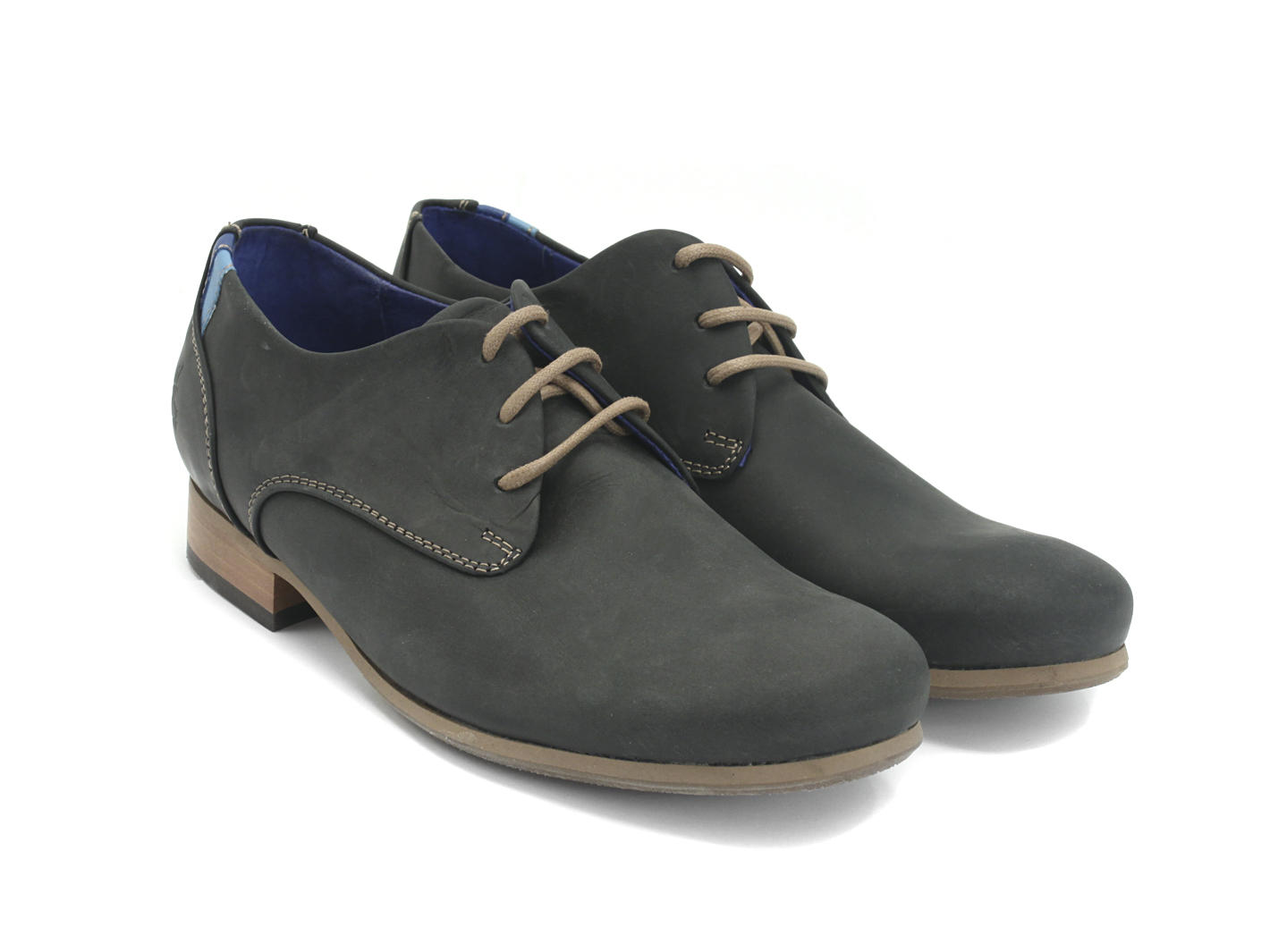 CBC: Men’s Black Leather Classic Derby Shoes: Quarter view