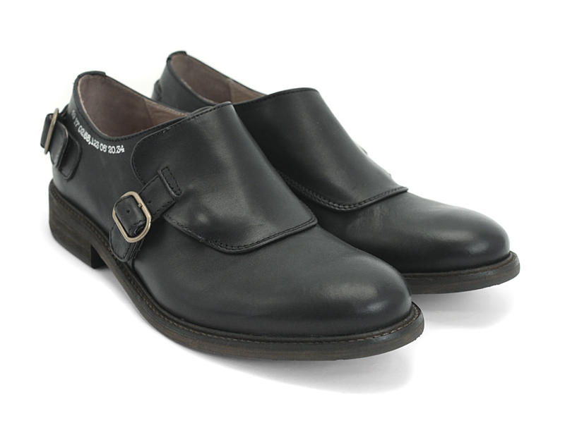 Clift Black