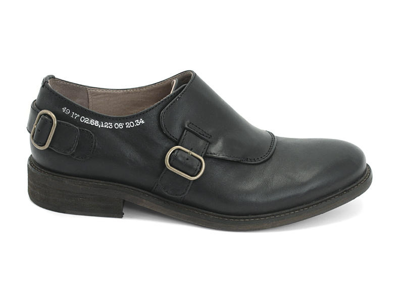 Clift Black