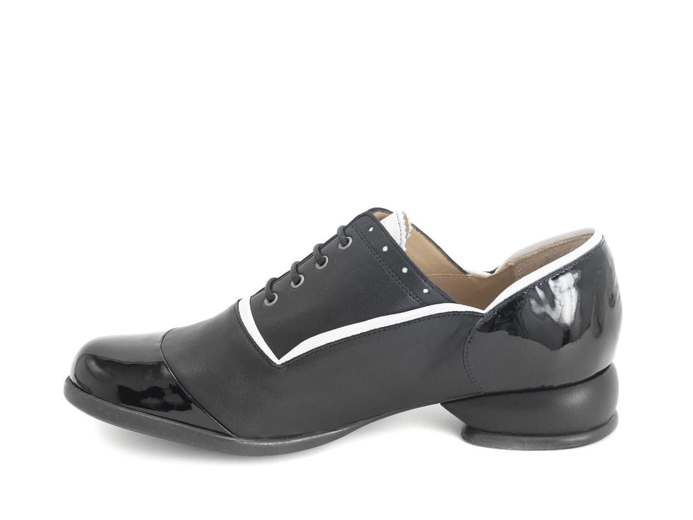 Darby Noir Chaussure lacée avec passepoil: Profile inside