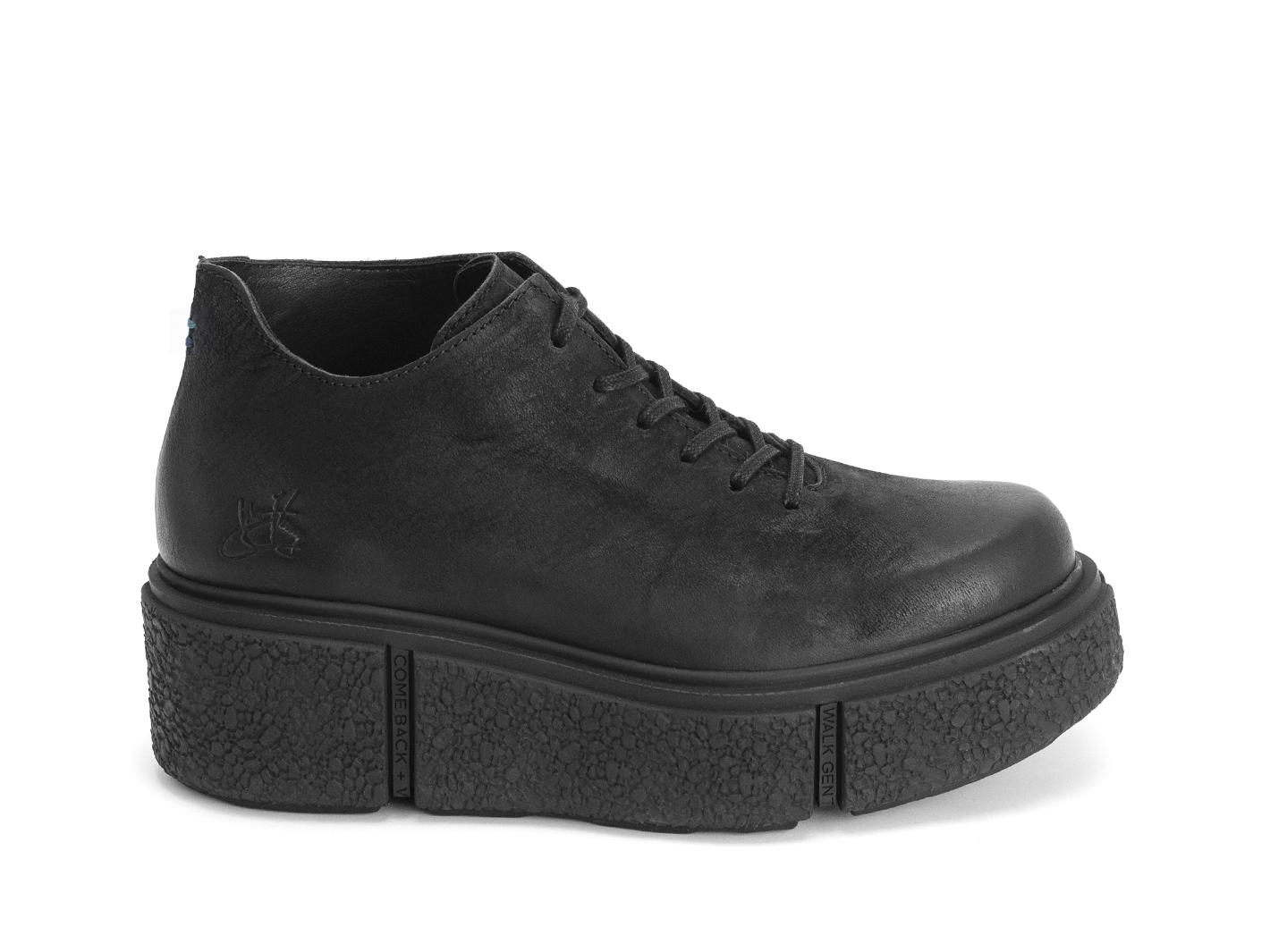 De Vico: Women’s Black Platform lace-up shoe: Profile outside