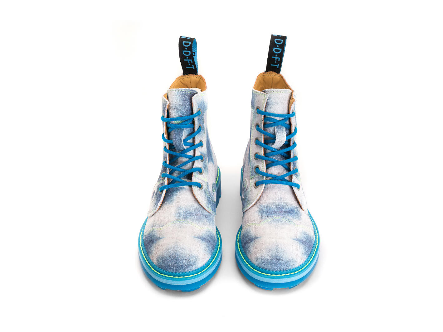 Derby Swirl (6 Oeillets) Tie Dye/Bleu Classic Derby Boots: Front