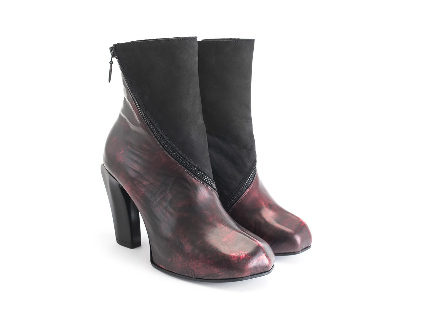 Dorritie Red/Black Spiral zip ankle boot: Quarter view