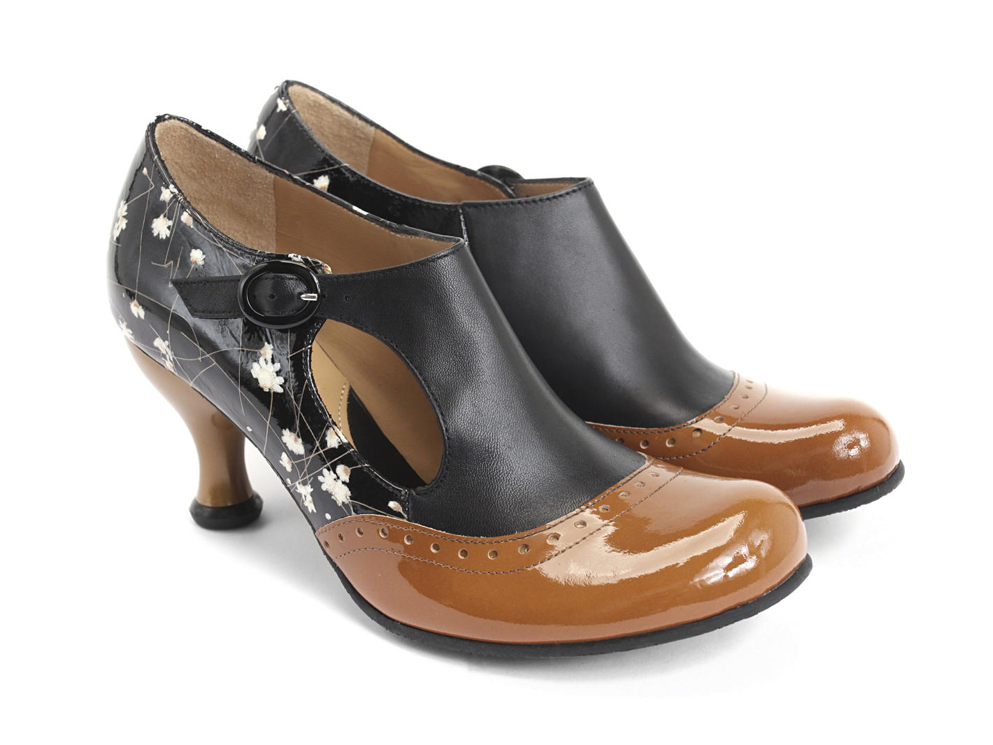 Ella Baker Noir floral & orange Talon brogue avec découpe: Quarter view