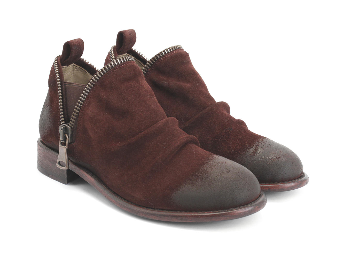 Evers Burgundy Elastic Slip-On Leather Shoe: Quarter view