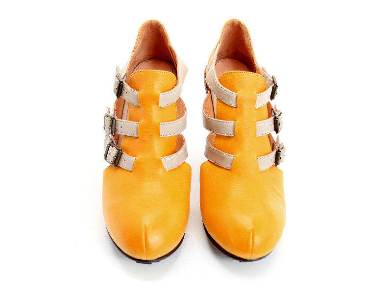 Farrah Mangue
