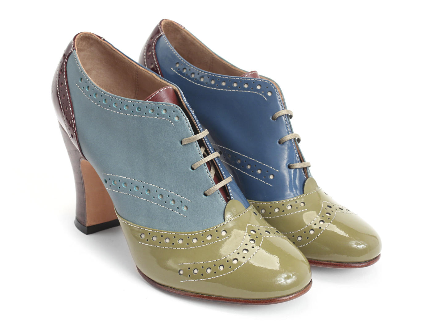 Heal Bleu, vert & bourgogne Brogued Lace-up Heel: Quarter view