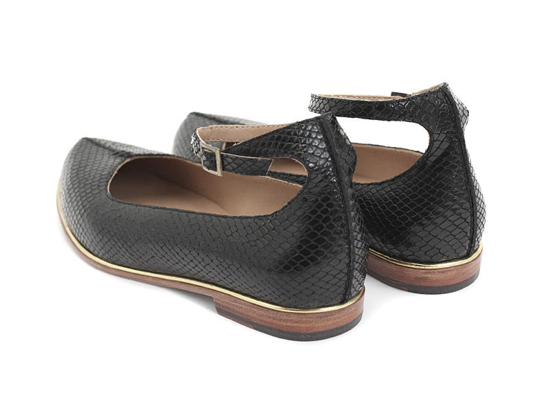 Jen Black Snake