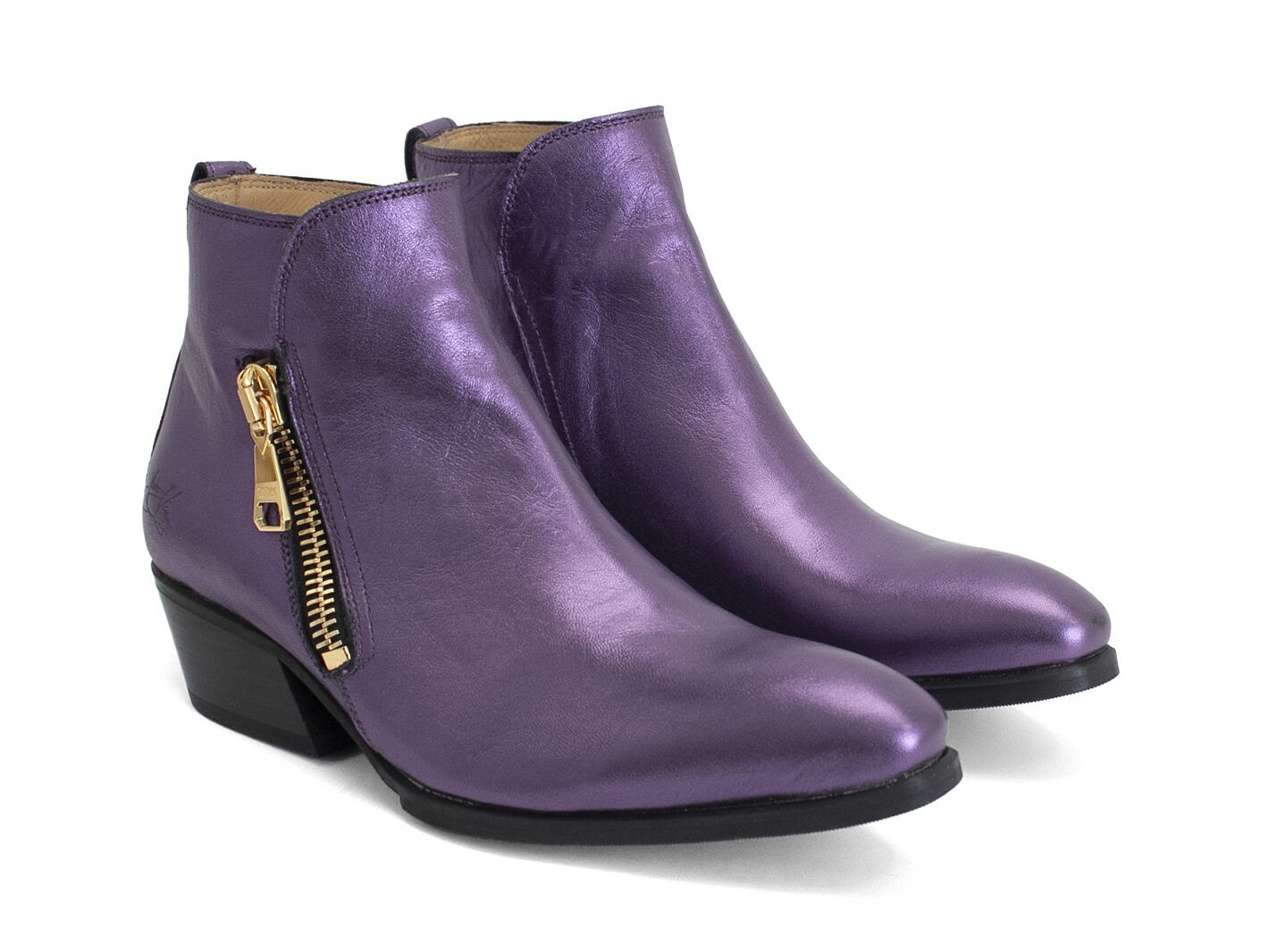 Joplin: Femme Violet Zip-Up Ankle Boots: Quarter view