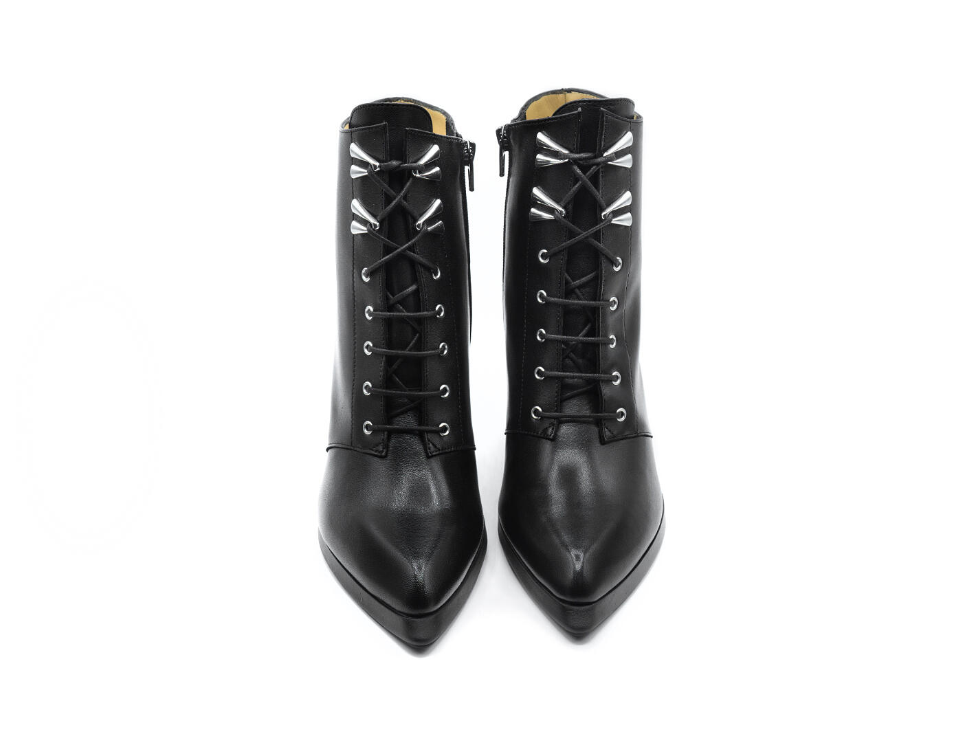 Looney Black Lace-up wedge boot: Front