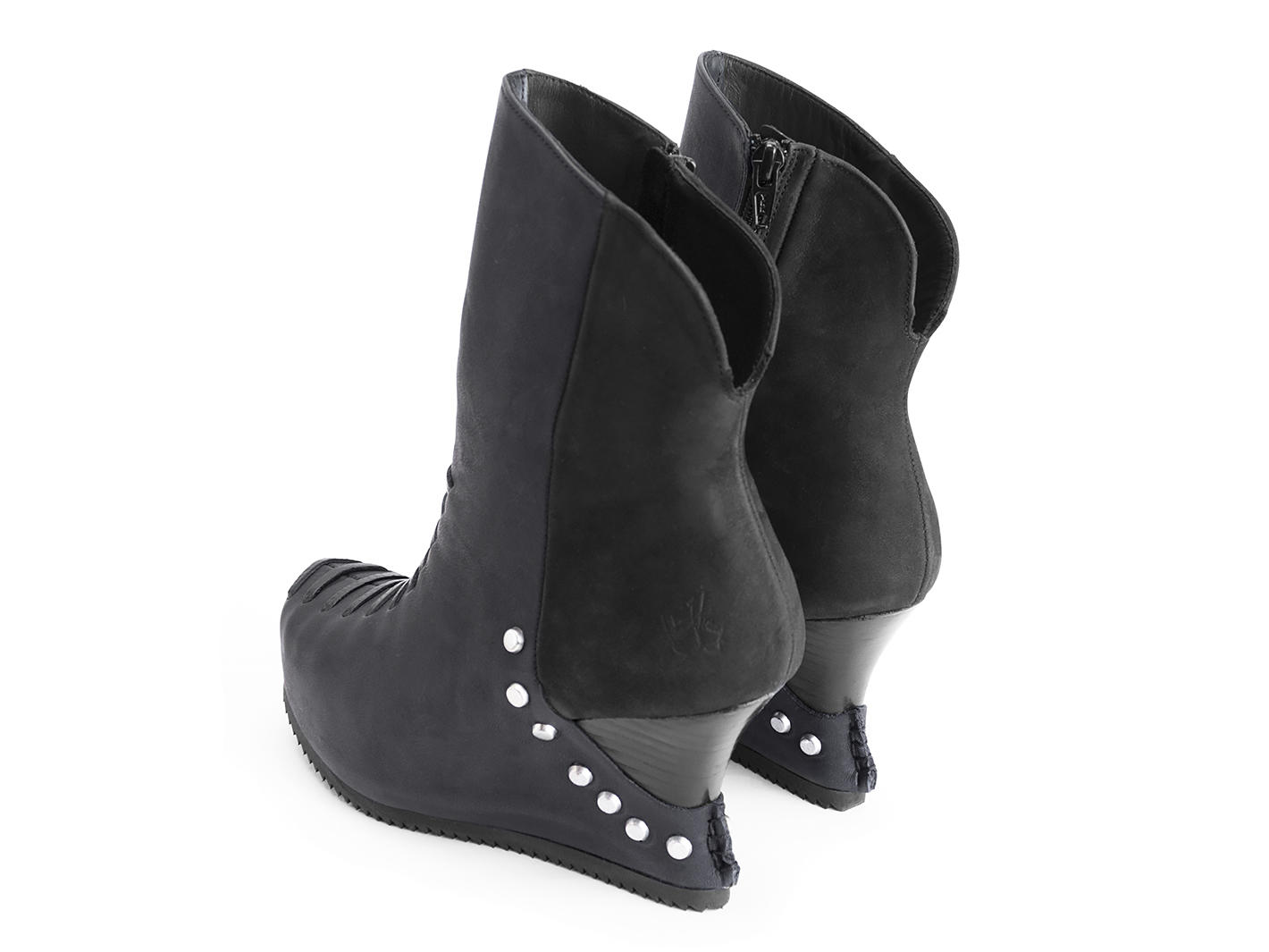 Maleika Noir Bottillon cheville talon compensé à rivets: Back