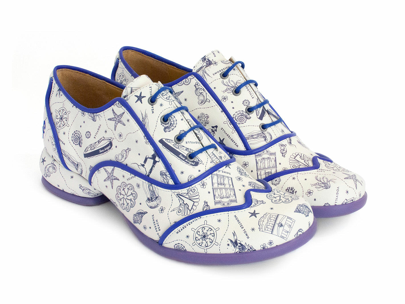 Martha Map Print Contrast Lace-Up Shoes: Quarter view