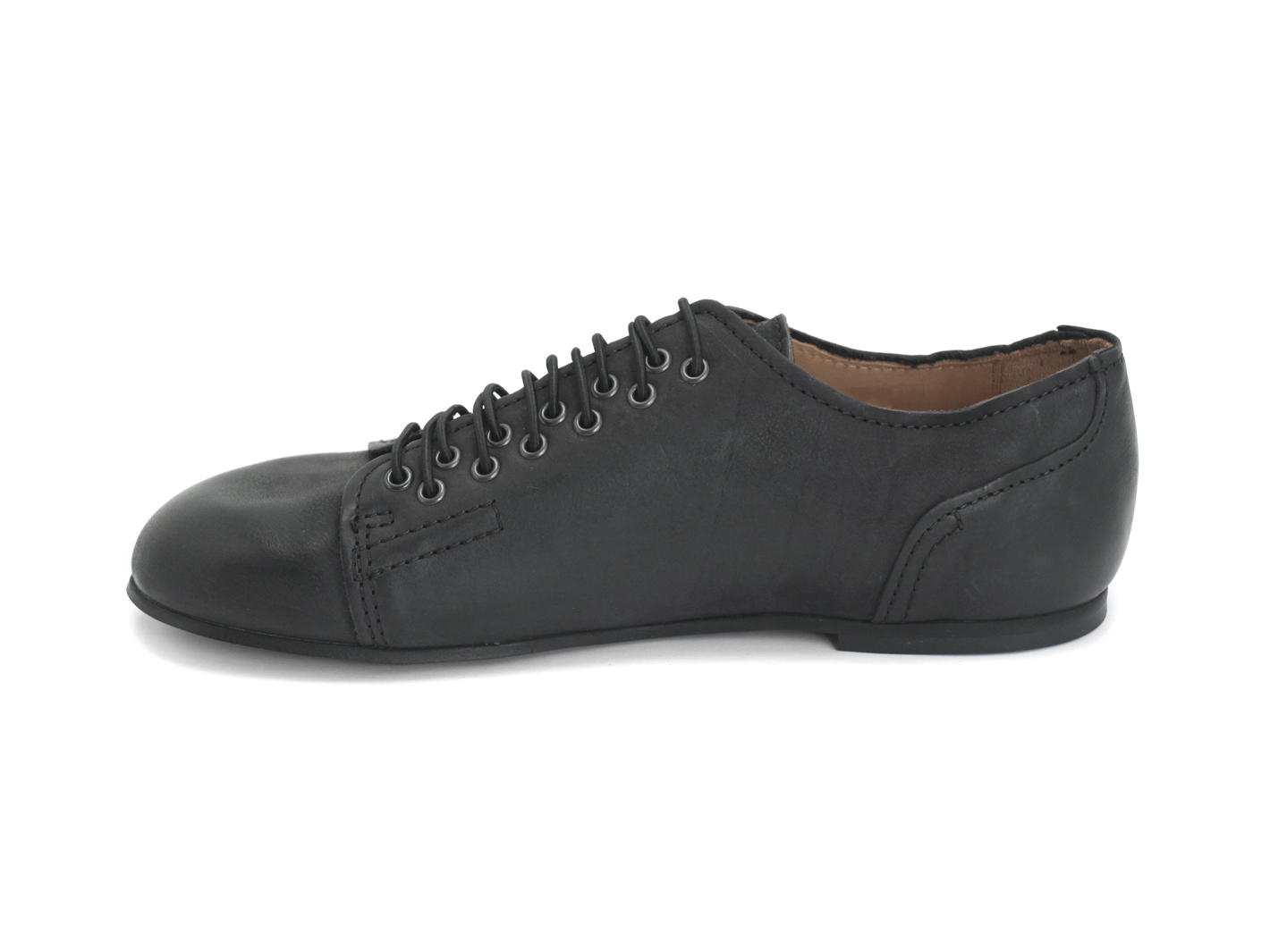 Miguel Black Zigzagged Eyelet Leather Shoe: Profile inside