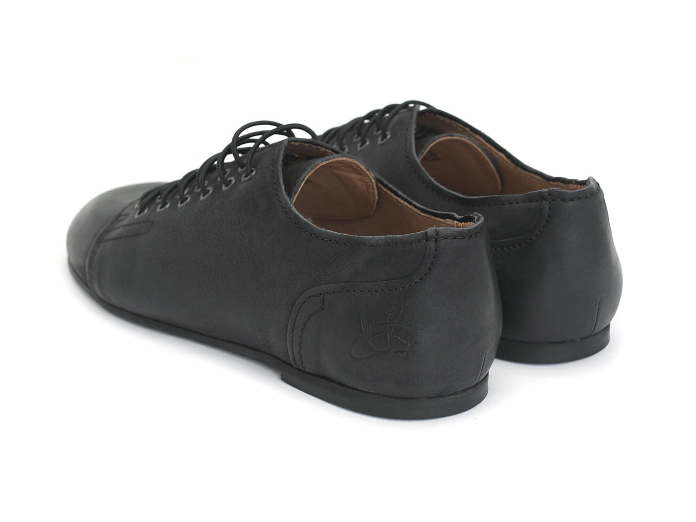 Miguel Noir Chaussure de cuir avec oeillets en zigzag: Back