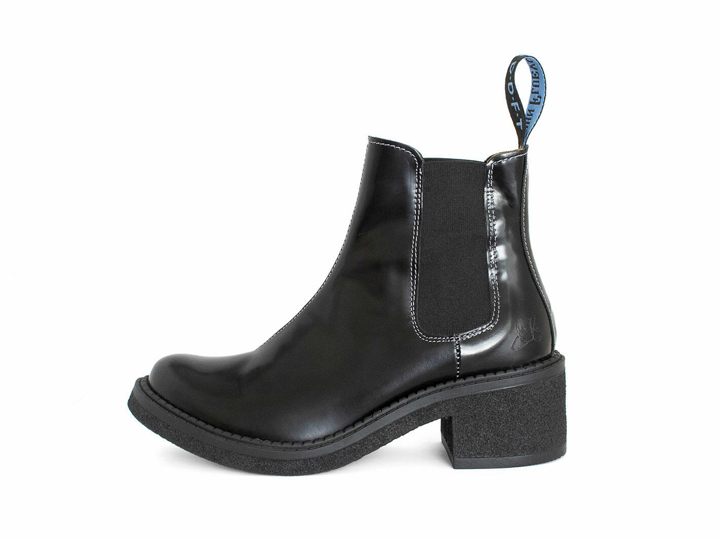 Nap Black/White Crêpe-Soled Chelsea Boots: Profile outside