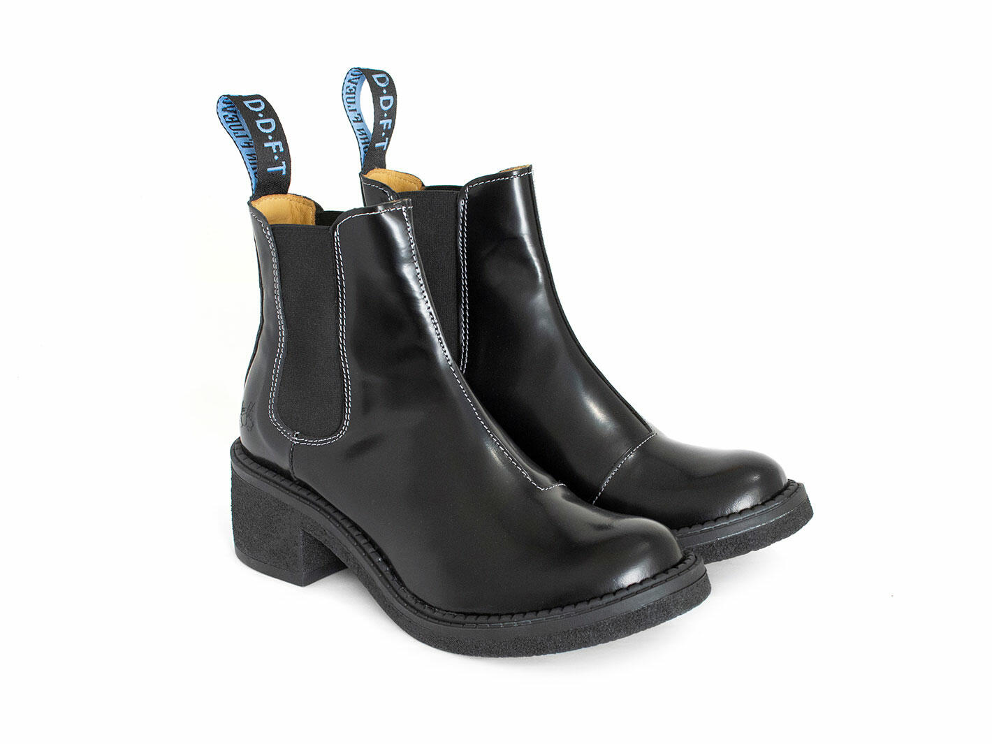 Nap Black/White Crêpe-Soled Chelsea Boots: Quarter view