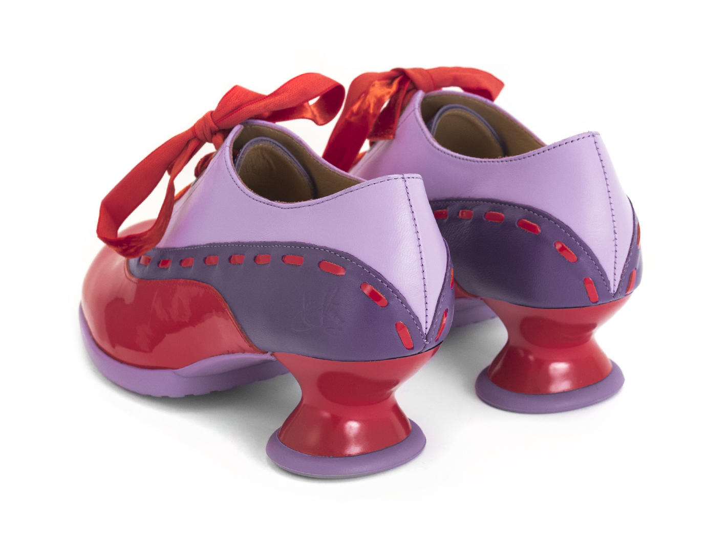 Peacemaker Rouge/Violet/Rose Chaussure lacée avec surpiqûres: Back