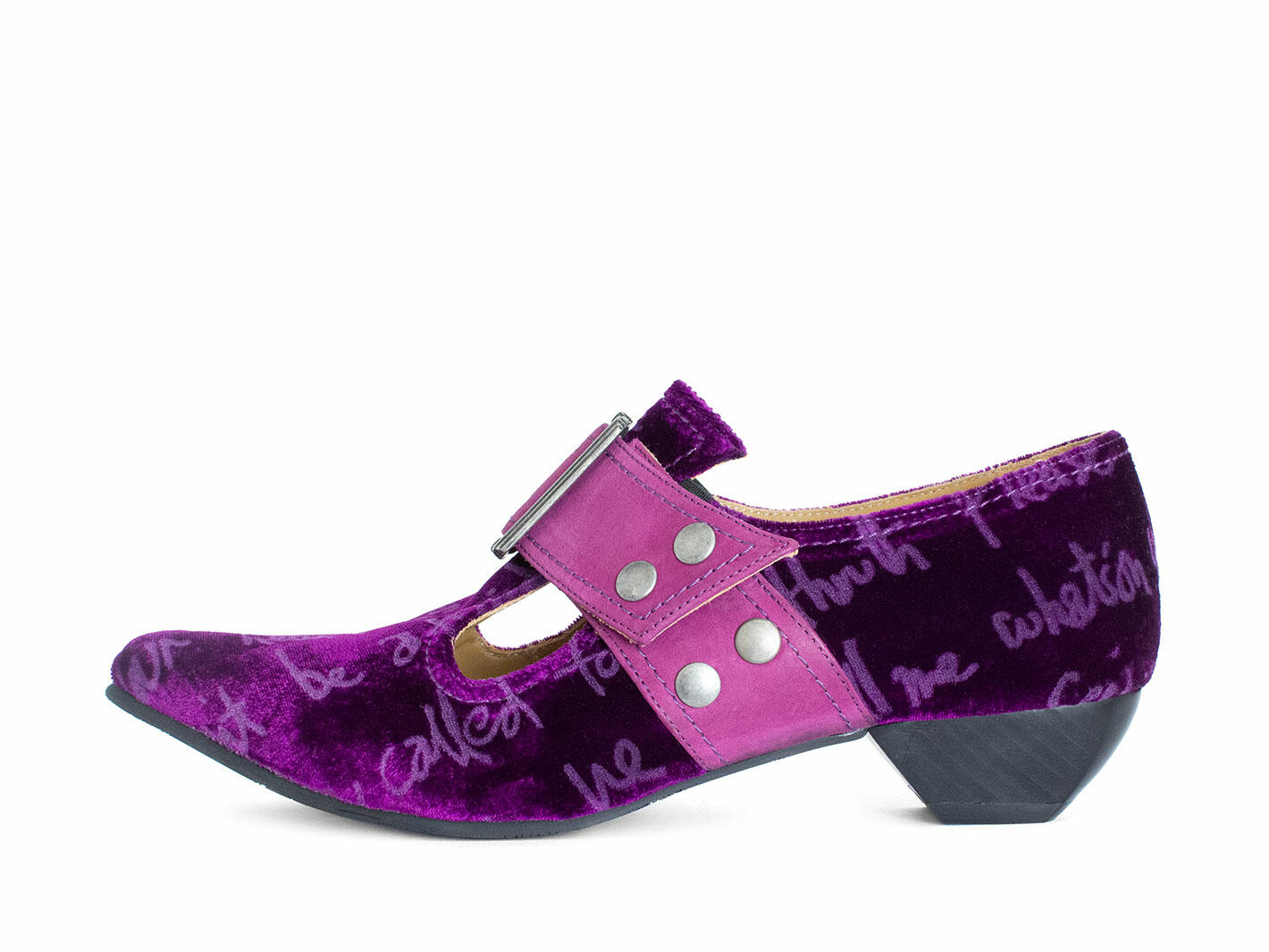 Pilgrim Velours violet Flâneur victorien à boucle: Profile outside
