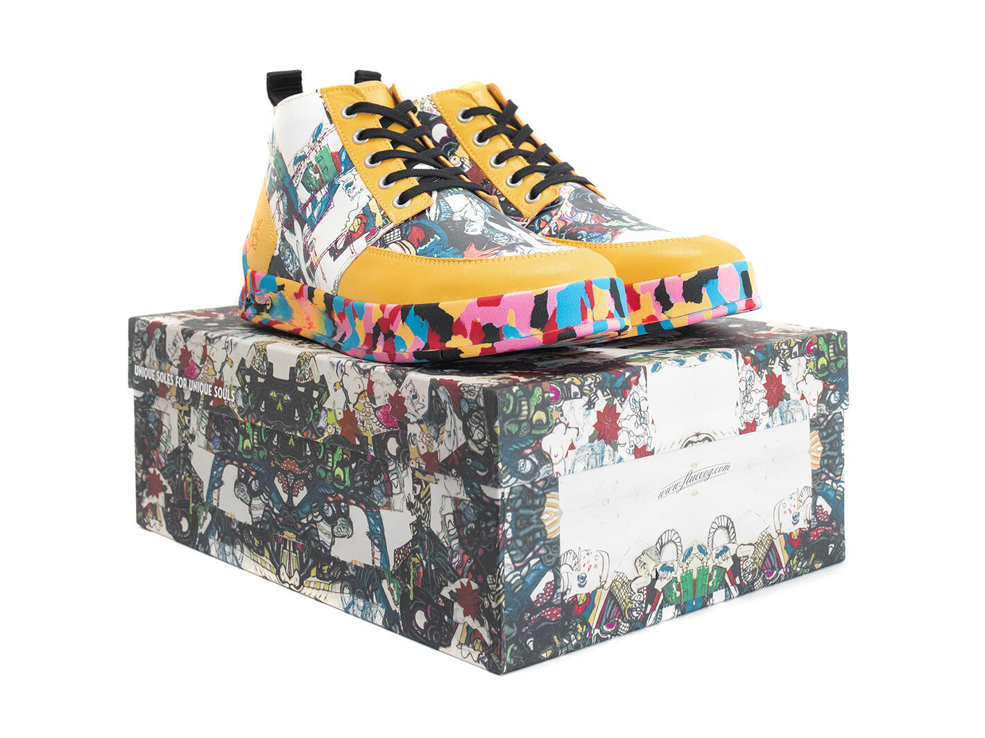 Prefect George Clinton Contrast lace-up sneaker: Quarter view with box