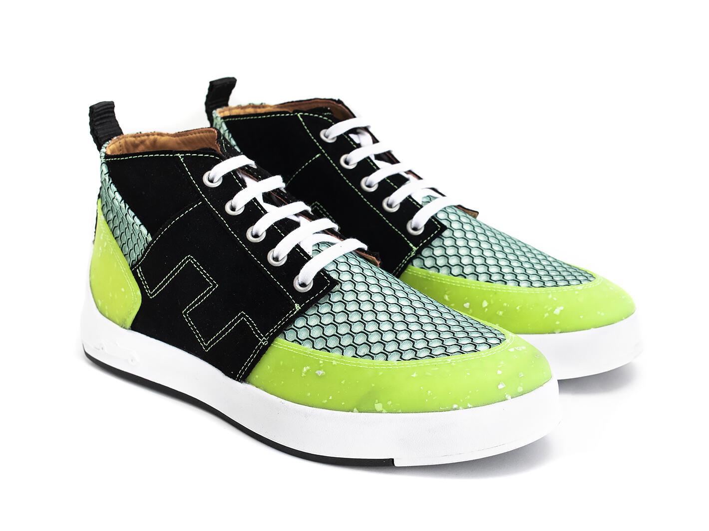 Prefect Neon Green Chaussure de sport contrastée à lacets: Quarter view