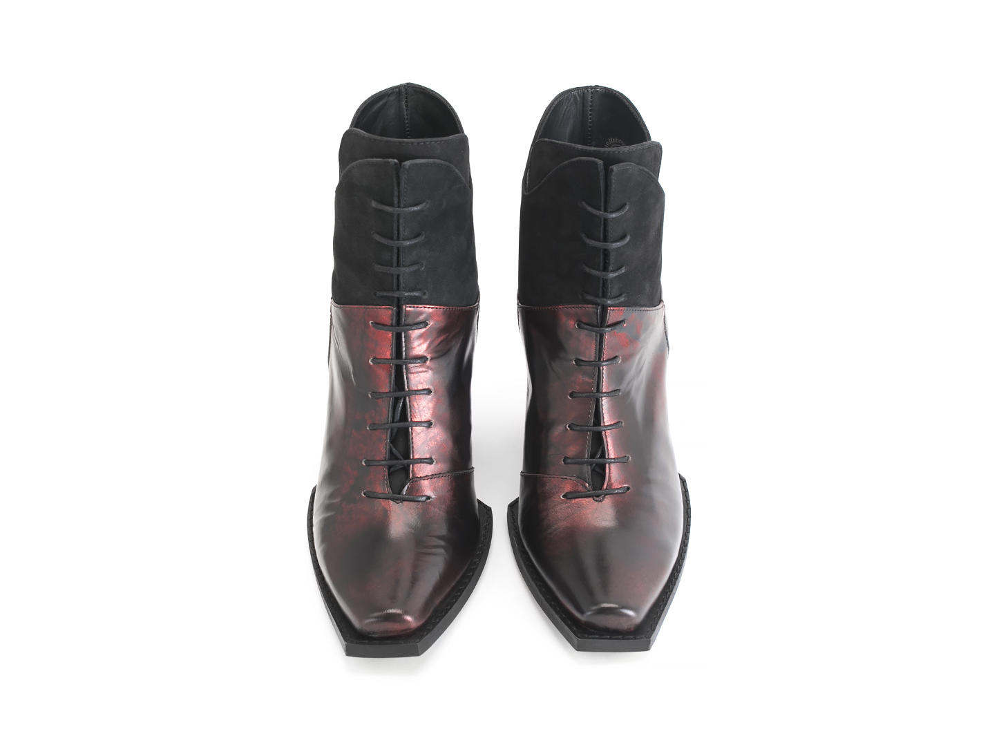 Prince George Red Metallic: Front